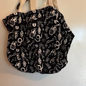 Nooworks Black and White Patterned Tote